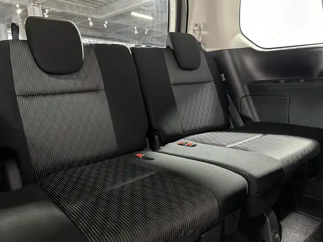 日産 セレナ ハイウェイスター V 大阪府 2021(令3)年 2.1万km ダークメタルグレー/ダイヤモンドブラック ProPILOT 純正ナビ(フルセグ/DVD再生/Bluetooth) 360カメラ 後席モニター デジタルインナーミラー 衝突軽減 レーダークルコン BSM クリアランスソナー ドラレコ