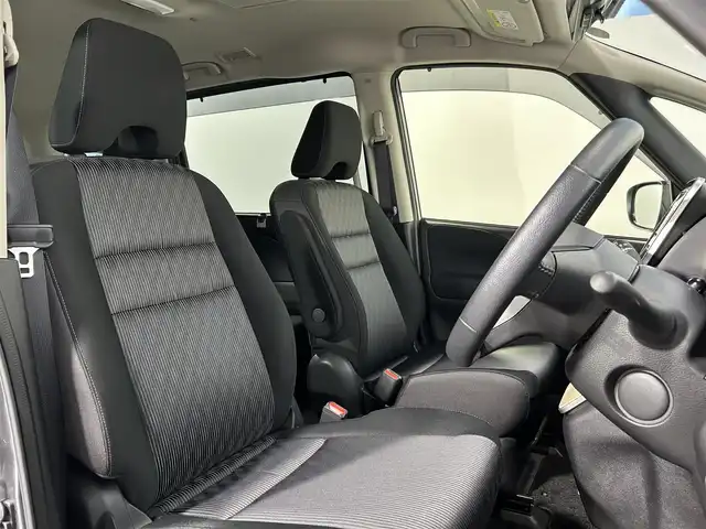 日産 セレナ ハイウェイスター V 大阪府 2021(令3)年 2.1万km ダークメタルグレー/ダイヤモンドブラック ProPILOT 純正ナビ(フルセグ/DVD再生/Bluetooth) 360カメラ 後席モニター デジタルインナーミラー 衝突軽減 レーダークルコン BSM クリアランスソナー ドラレコ