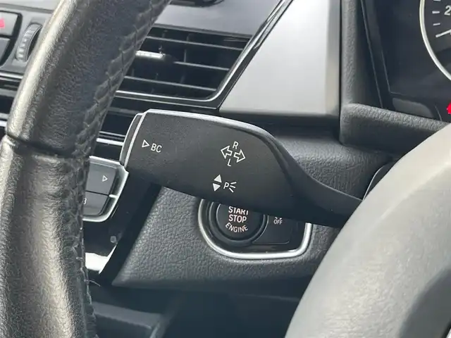 ＢＭＷ ２１８ｄ xDriveアクティブツアラー 山梨県 2017(平29)年 6.7万km 赤 4WD/インテリジェントセーフティ/コンフォートアクセス/前後PDC/バックカメラ/純正HDDナビ/Bluetooth/シートヒーター /電動テールゲート/ドライブレコーダー/ETC