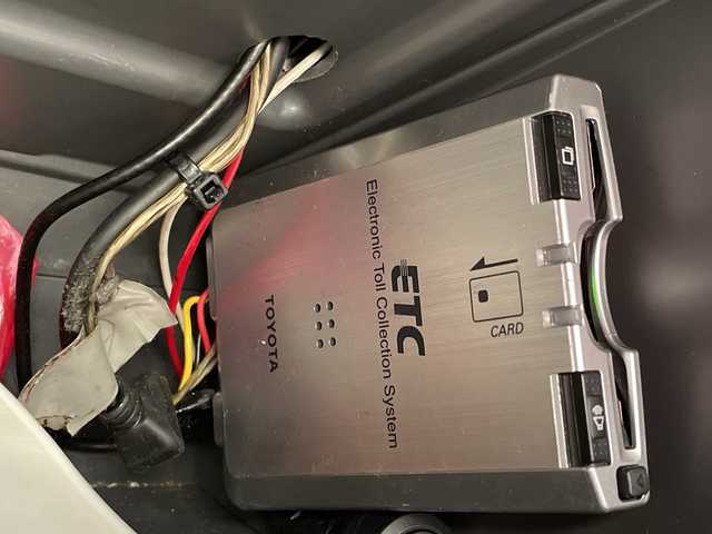 トヨタ プリウス α S 埼玉県 2012(平24)年 7.3万km ホワイトパールクリスタルシャイン モデリスタエアロ　/ガナドールマフラー　/ナビ/　　CD/DVD/BT/フルセグ　/バックカメラ　/クルーズコントロール　/HIDオートライト　/純正16インチアルミホイール　/ETC