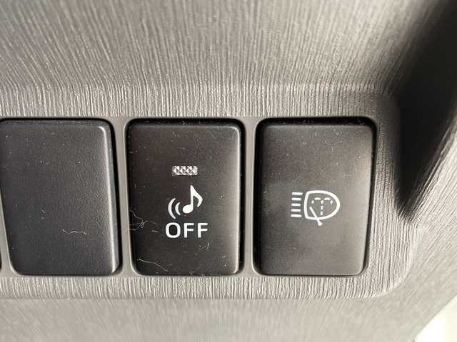 トヨタ プリウス α S 埼玉県 2012(平24)年 7.3万km ホワイトパールクリスタルシャイン モデリスタエアロ　/ガナドールマフラー　/ナビ/　　CD/DVD/BT/フルセグ　/バックカメラ　/クルーズコントロール　/HIDオートライト　/純正16インチアルミホイール　/ETC