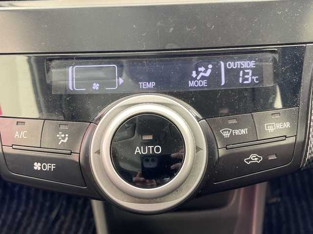 トヨタ プリウス α S 埼玉県 2012(平24)年 7.3万km ホワイトパールクリスタルシャイン モデリスタエアロ　/ガナドールマフラー　/ナビ/　　CD/DVD/BT/フルセグ　/バックカメラ　/クルーズコントロール　/HIDオートライト　/純正16インチアルミホイール　/ETC