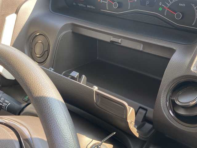 ホンダ Ｎ ＢＯＸ L 岡山県 2021(令3)年 4.5万km プラチナホワイトパール 純正ディスプレイオーディオ/ワンセグTV、Bluetooth、AM、FM/前席シートヒーター/USB充電ポート/バックカメラ/ETC/片側パワースライドドア/オートライト/シートバックテーブル/リアロールサンシェード/ホンダセンシング/レーダークルーズコントロール