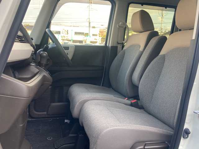 ホンダ Ｎ ＢＯＸ L 岡山県 2021(令3)年 4.5万km プラチナホワイトパール 純正ディスプレイオーディオ/ワンセグTV、Bluetooth、AM、FM/前席シートヒーター/USB充電ポート/バックカメラ/ETC/片側パワースライドドア/オートライト/シートバックテーブル/リアロールサンシェード/ホンダセンシング/レーダークルーズコントロール