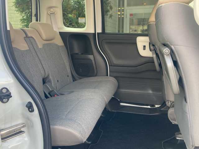 ホンダ Ｎ ＢＯＸ L 岡山県 2021(令3)年 4.5万km プラチナホワイトパール 純正ディスプレイオーディオ/ワンセグTV、Bluetooth、AM、FM/前席シートヒーター/USB充電ポート/バックカメラ/ETC/片側パワースライドドア/オートライト/シートバックテーブル/リアロールサンシェード/ホンダセンシング/レーダークルーズコントロール