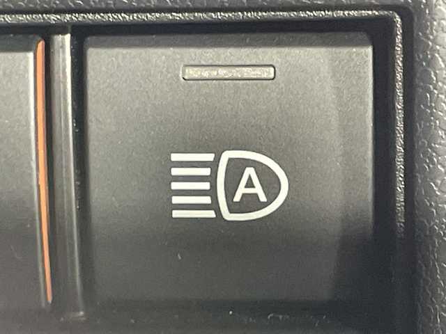 トヨタ アルファード Z 神奈川県 2024(令6)年 1.1万km プラチナホワイトパールマイカ トヨタセーフティセンス/純正14型ディスプレイオーディオ/・ナビ/フルセグTV/BT/USB/MiraCast/パノラミックビューモニター/左右独立ムーンルーフ/デジタルインナーミラー/置くだけ充電/レザー調シート/パワーシート(D/N/二列)/メモリシート(D)/シートヒーター(D/N/二列)/ベンチレーション(D/N/二列)/MTモード/ブラインドスポットモニター/電動サイドブレーキ/オートブレーキホールド/パワーバックドア/三眼LEDヘッドライト/前後ドライブレコーダー/ビルトインETC2.0/電動サンシェード/オットマン/二列目タイプC/ウッドコンビステアリング/ステアリングスイッチ/Autoライト/ステアリングヒーター/スマートキー/プッシュスタートボタン/フォグランプ/電動格納ミラー/ウィンカーミラー/SOSコール/純正フロアマット/純正18インチアルミホイール