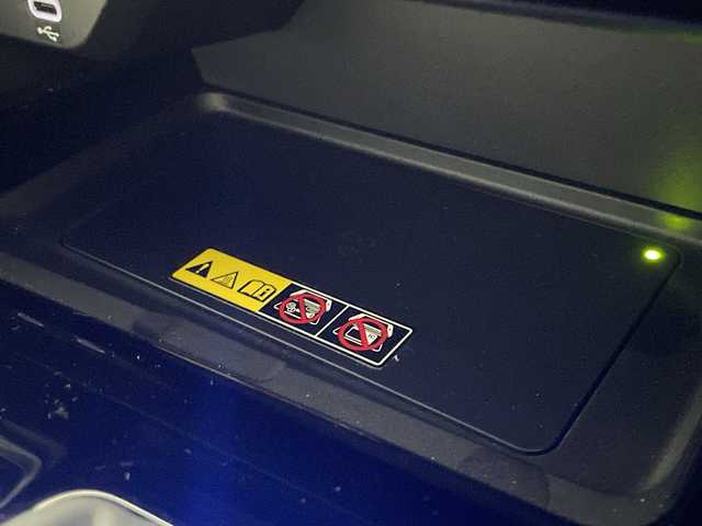 トヨタ アルファード Z 神奈川県 2024(令6)年 1.1万km プラチナホワイトパールマイカ トヨタセーフティセンス/純正14型ディスプレイオーディオ/・ナビ/フルセグTV/BT/USB/MiraCast/パノラミックビューモニター/左右独立ムーンルーフ/デジタルインナーミラー/置くだけ充電/レザー調シート/パワーシート(D/N/二列)/メモリシート(D)/シートヒーター(D/N/二列)/ベンチレーション(D/N/二列)/MTモード/ブラインドスポットモニター/電動サイドブレーキ/オートブレーキホールド/パワーバックドア/三眼LEDヘッドライト/前後ドライブレコーダー/ビルトインETC2.0/電動サンシェード/オットマン/二列目タイプC/ウッドコンビステアリング/ステアリングスイッチ/Autoライト/ステアリングヒーター/スマートキー/プッシュスタートボタン/フォグランプ/電動格納ミラー/ウィンカーミラー/SOSコール/純正フロアマット/純正18インチアルミホイール