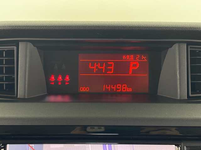 トヨタ タンク X S 秋田県 2017(平29)年 1.5万km インペリアルゴールドクリスタルM 4WD/純正メモリナビ/（BT/CD/TV/AUX）/片側パワースライドドア/スマートアシスト/衝突被害軽減システム/レーンキープアシスト/横滑り防止装置/ハロゲンヘッドライト/オートライト/スマートキー/スペアキー/プッシュスタート/電動格納ミラー/サイドバイザー/純正フロアマット