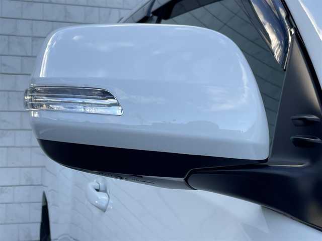 トヨタ ランドクルーザー プラド TX Lパッケージ 福岡県 2023(令5)年 2.3万km ホワイトパールクリスタルシャイン 純正9型ナビ(フルセグTV/BT）モデリスタエアロサンルーフ全方位モニタートヨタセーフティーセンスブラインドスポットモニターシートエアコン2.0ETCレーダークルコン前後ドラレココーナーセンサーUSBポート純正LEDヘットライト純正19インチアルミホイール純正フロアマットスマートキープッシュスタート