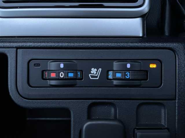 トヨタ ランドクルーザー プラド TX Lパッケージ 福岡県 2023(令5)年 2.3万km ホワイトパールクリスタルシャイン 純正9型ナビ(フルセグTV/BT）モデリスタエアロサンルーフ全方位モニタートヨタセーフティーセンスブラインドスポットモニターシートエアコン2.0ETCレーダークルコン前後ドラレココーナーセンサーUSBポート純正LEDヘットライト純正19インチアルミホイール純正フロアマットスマートキープッシュスタート