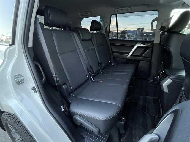 トヨタ ランドクルーザー プラド TX Lパッケージ 福岡県 2023(令5)年 2.3万km ホワイトパールクリスタルシャイン 純正9型ナビ(フルセグTV/BT）モデリスタエアロサンルーフ全方位モニタートヨタセーフティーセンスブラインドスポットモニターシートエアコン2.0ETCレーダークルコン前後ドラレココーナーセンサーUSBポート純正LEDヘットライト純正19インチアルミホイール純正フロアマットスマートキープッシュスタート