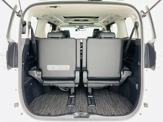 トヨタ ヴェルファイア Z Gエディション 福島県 2018(平30)年 2.9万km ホワイトパールクリスタルシャイン トヨタセーフティセンス/・レーンディパーチャーアラート/・レーントレーシングアシスト/・レーンチェンジアシスト（LCA）/・レーダークルーズコントロール/・先行車発進アラーム/・ロードサインアシスト/・プリクラッシュセーフティ/・プロアクティブドライビングアシスト（PDA）/・オートマチックハイビーム/ブラインドスポットモニター/純正ナビ/・フルセグ/CD/DVD/SD/USB/BT/AUX/AM/FM/・マルチビューカメラシステム/・ビルトインETC2.0/ＪＢＬサウンドシステム/純正フリップダウンモニター/デジタルインナーミラー/コンビステアリング/・ステアリングスイッチ/・ステアリングヒーター/１００V電源/LEDヘッドライト/・LEDフォグランプ/・オートライト/レザーシート/・D席パワーシート/・前席シートヒーター/・前席ベンチレーションシート/両側パワースライドドア/・後席サンシェード/パワーリアゲート/モデリスタエアロ/電動パーキングブレーキ/・ブレーキホールド/電動格納ミラー/・ウィンカーミラー/純正フロアマット/ドアバイザー/プッシュスタート/・スマートキー