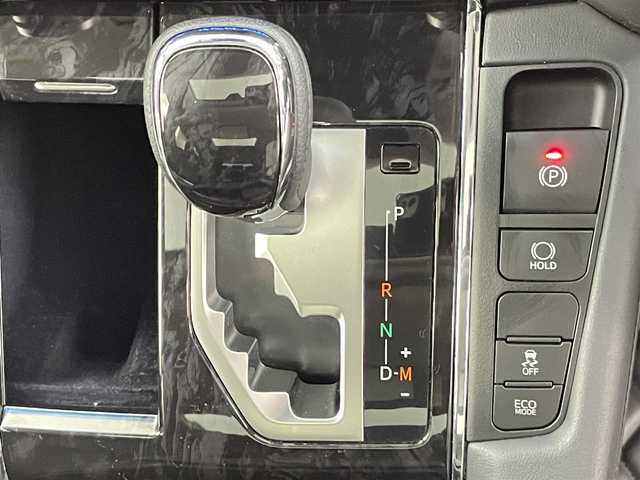 トヨタ アルファード S Cパッケージ 千葉県 2021(令3)年 6万km ブラック 禁煙車/サンルーフ/両側パワースライドドア/モデリスタエアロ/トヨタセーフティーセンス/・プリクラッシュセーフティ/・レーントレーシングアシスト/・パーキングサポートブレーキ/・ロードサインアシスト/・ブラインドスポットモニター/・オートマチックハイビーム/・リヤクロストラフィックアラート/純正10.5インチナビ/・CD/DVD/フルセグTV/Bluetooth/バックカメラ/デジタルインナーミラー/レザーシート/メモリ式パワーシート/シートヒーター/エアシート/オットマン/ステアリングヒーター/電動パーキングブレーキ/オートブレーキホールド/ビルトインETC/パワーバックドア/社外フロアマット/純正18インチアルミホイール/プッシュスタート/スマートキー