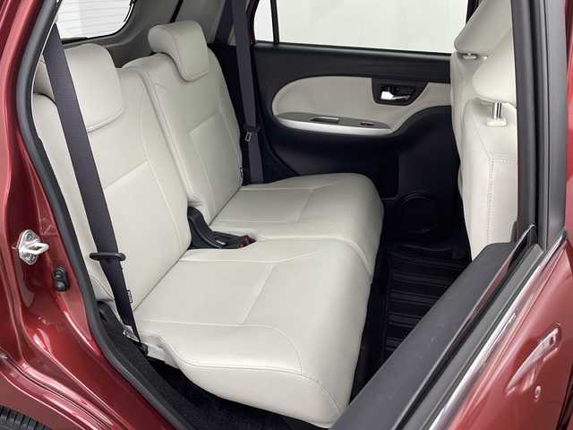 ダイハツ キャスト スタイル GプライムコレSAⅡ 兵庫県 2016(平28)年 3.9万km ファイアークォーツレッドM ・社外ナビ（AVIC-RW300）/TV/CD/DVD/SD/・バックカメラ/・ETC/・スマートアシストII/衝突警報/衝突回避支援ブレーキ機能/車線逸脱警報機能/誤発進抑制制御機能/先行車発進お知らせ機能/・アイドリングストップ/・合成皮革シート/・シートヒーター/・ステアリングスイッチ/・純正15インチアルミホイール/・純正フロアマット/・プッシュスタート/・スマートキー