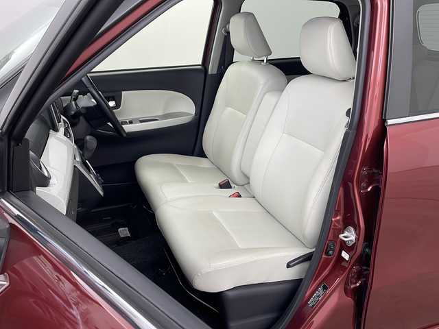 ダイハツ キャスト スタイル GプライムコレSAⅡ 兵庫県 2016(平28)年 3.9万km ファイアークォーツレッドM ・社外ナビ（AVIC-RW300）/TV/CD/DVD/SD/・バックカメラ/・ETC/・スマートアシストII/衝突警報/衝突回避支援ブレーキ機能/車線逸脱警報機能/誤発進抑制制御機能/先行車発進お知らせ機能/・アイドリングストップ/・合成皮革シート/・シートヒーター/・ステアリングスイッチ/・純正15インチアルミホイール/・純正フロアマット/・プッシュスタート/・スマートキー