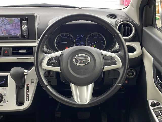 ダイハツ キャスト スタイル GプライムコレSAⅡ 兵庫県 2016(平28)年 3.9万km ファイアークォーツレッドM ・社外ナビ（AVIC-RW300）/TV/CD/DVD/SD/・バックカメラ/・ETC/・スマートアシストII/衝突警報/衝突回避支援ブレーキ機能/車線逸脱警報機能/誤発進抑制制御機能/先行車発進お知らせ機能/・アイドリングストップ/・合成皮革シート/・シートヒーター/・ステアリングスイッチ/・純正15インチアルミホイール/・純正フロアマット/・プッシュスタート/・スマートキー