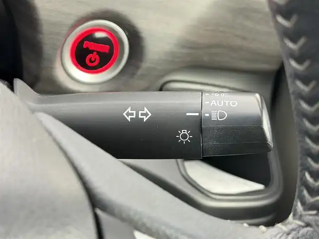 ホンダ フリード ハイブリット EX 愛知県 2019(平31)年 3.4万km ホワイトオーキッドパール 純正ナビ　/バックカメラ　/衝突軽減ブレーキ　/レーダークルーズ　/ワイパーデアイザー　/シートヒーター　/ハーフレザーシート　/ＥＴＣ/ドラレコ　/両側パワースライドドア　/LEDオートライト　/純正アルミホイール/スマートキー