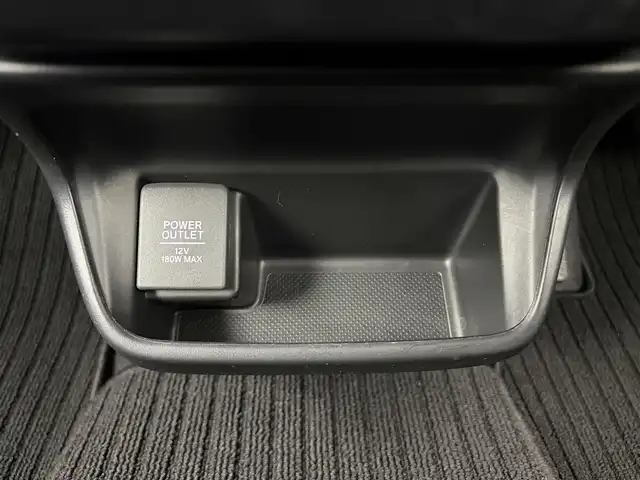 ホンダ フリード ハイブリット EX 愛知県 2019(平31)年 3.4万km ホワイトオーキッドパール 純正ナビ　/バックカメラ　/衝突軽減ブレーキ　/レーダークルーズ　/ワイパーデアイザー　/シートヒーター　/ハーフレザーシート　/ＥＴＣ/ドラレコ　/両側パワースライドドア　/LEDオートライト　/純正アルミホイール/スマートキー