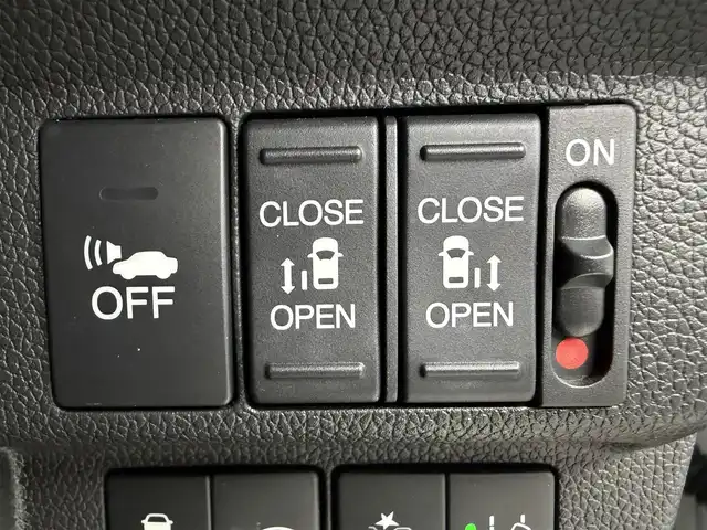 ホンダ フリード ハイブリット EX 愛知県 2019(平31)年 3.4万km ホワイトオーキッドパール 純正ナビ　/バックカメラ　/衝突軽減ブレーキ　/レーダークルーズ　/ワイパーデアイザー　/シートヒーター　/ハーフレザーシート　/ＥＴＣ/ドラレコ　/両側パワースライドドア　/LEDオートライト　/純正アルミホイール/スマートキー