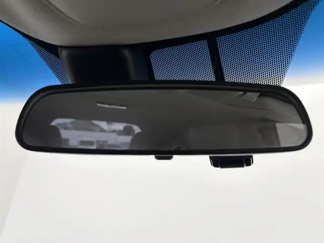 ホンダ フリード ハイブリット EX 愛知県 2019(平31)年 3.4万km ホワイトオーキッドパール 純正ナビ　/バックカメラ　/衝突軽減ブレーキ　/レーダークルーズ　/ワイパーデアイザー　/シートヒーター　/ハーフレザーシート　/ＥＴＣ/ドラレコ　/両側パワースライドドア　/LEDオートライト　/純正アルミホイール/スマートキー