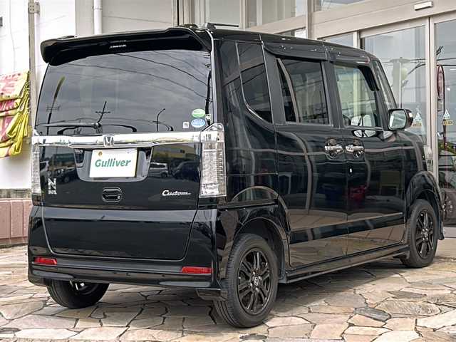 ホンダ Ｎ ＢＯＸ カスタムG SSブラックスタイル 静岡県 2017(平29)年 5.1万km クリスタルブラックパール 純正ナビ　/バックカメラ　/両側パワースライドア　/衝突軽減ブレーキ　/ＥＴＣ　/ドライブレコーダー　/ＨＩＤヘッドライト　/純正１４アルミホイール　/シートヒーター　/スマートキー　/プッシュスタート/横滑り防止装置/アイドリングストップ/Bluetooth/オートライト
