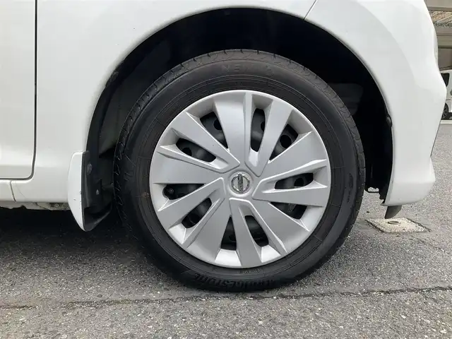 日産 デイズ X 滋賀県 2017(平29)年 3万km ホワイトパール ワンオーナー/車検8年6月まで/エマージェンシブレーキ/踏み間違い衝突防止アシスト/アラウンドビューモニター/純正CDデッキ/タッチパネル式オートエアコン/純正フロアマット/プッシュスタート/ウィンカーミラー/スペアキー有り/取扱説明書/保証書