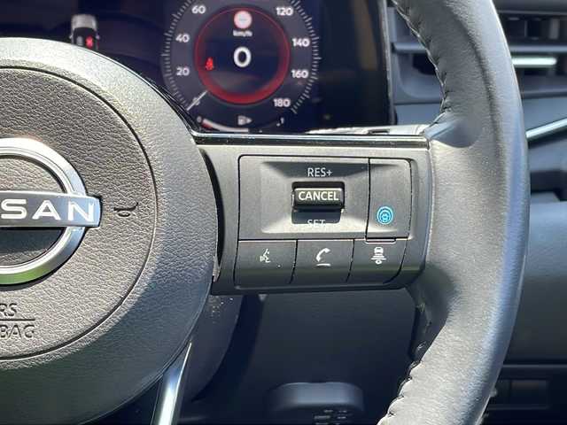 日産 オーラ G 宮城県 2022(令4)年 6.2万km ガーネットレッド/スーパーブラック 2トーン プロパイロット/車線逸脱警報/アダプティブヘッドライト/ブラインドスポットモニター/ＢＯＳＥサウンド/純正９型ナビ/BT.USB.HDMI/全周囲カメラ/フルセグTV/ＥＴＣ２．０/デジタルインナーミラー/ドラレコF/革巻ステアリング/ステアリングスイッチ/電動パーキングブレーキ/プッシュスタート/スマートキー/純正フロアマッド/ハーフレザーシート/純正１７インチAW/LEDヘッドライト/LEDフォグランプ/横滑り防止機能