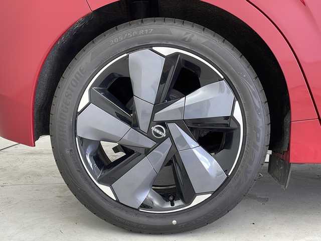 日産 オーラ G 宮城県 2022(令4)年 6.2万km ガーネットレッド/スーパーブラック 2トーン プロパイロット/車線逸脱警報/アダプティブヘッドライト/ブラインドスポットモニター/ＢＯＳＥサウンド/純正９型ナビ/BT.USB.HDMI/全周囲カメラ/フルセグTV/ＥＴＣ２．０/デジタルインナーミラー/ドラレコF/革巻ステアリング/ステアリングスイッチ/電動パーキングブレーキ/プッシュスタート/スマートキー/純正フロアマッド/ハーフレザーシート/純正１７インチAW/LEDヘッドライト/LEDフォグランプ/横滑り防止機能