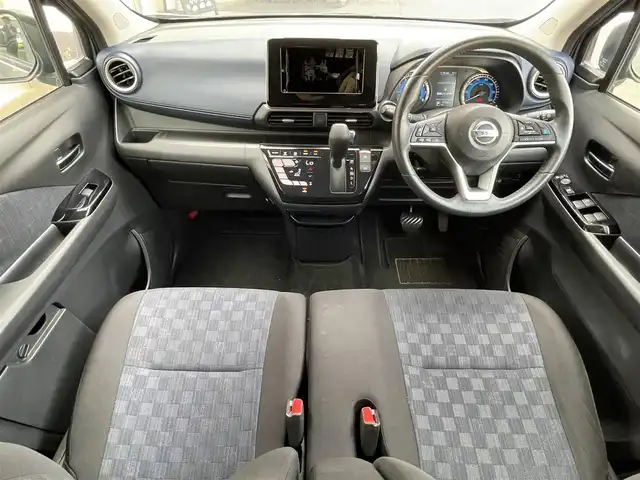 日産 デイズ HWS X プロパイロットED 滋賀県 2019(令1)年 6.4万km チタニウムグレーメタリック (株)IDOMが運営する【じしゃロン草津店】の自社ローン専用車両になりますこちらは現金またはオートローンご利用時の価格です。自社ローンご希望の方は別途その旨お申付け下さい/追従走行クルーズコントロール/コーナーセンサー/全方位カメラ/クルーズコントロール/純正14インチアルミホイール/横滑り防止装置/盗難防止装置/アイドリングストップ/プッシュスタート/スマートキー/スペアキー1本/ステアリングスイッチ/ドアバイザー