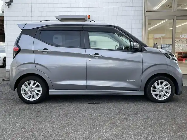日産 デイズ HWS X プロパイロットED 滋賀県 2019(令1)年 6.4万km チタニウムグレーメタリック (株)IDOMが運営する【じしゃロン草津店】の自社ローン専用車両になりますこちらは現金またはオートローンご利用時の価格です。自社ローンご希望の方は別途その旨お申付け下さい/追従走行クルーズコントロール/コーナーセンサー/全方位カメラ/クルーズコントロール/純正14インチアルミホイール/横滑り防止装置/盗難防止装置/アイドリングストップ/プッシュスタート/スマートキー/スペアキー1本/ステアリングスイッチ/ドアバイザー