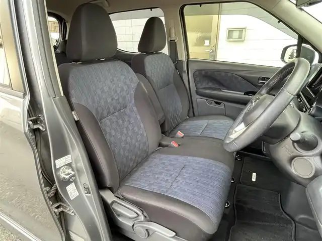 日産 デイズ HWS X プロパイロットED 滋賀県 2019(令1)年 6.4万km チタニウムグレーメタリック (株)IDOMが運営する【じしゃロン草津店】の自社ローン専用車両になりますこちらは現金またはオートローンご利用時の価格です。自社ローンご希望の方は別途その旨お申付け下さい/追従走行クルーズコントロール/コーナーセンサー/全方位カメラ/クルーズコントロール/純正14インチアルミホイール/横滑り防止装置/盗難防止装置/アイドリングストップ/プッシュスタート/スマートキー/スペアキー1本/ステアリングスイッチ/ドアバイザー