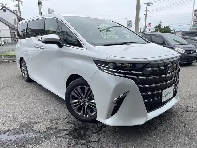 トヨタ アルファード Z 神奈川県 2024(令6)年 0.1万km未満 プラチナホワイトパールマイカ ワンオーナー/純正ナビ/フルセグTV/パノラマビューカメラ/デジタルインナーミラー/プリクラセーフティシステム/レーントレーシングアシスト/レーンチェンジアシスト/レーンディパーチャーアラート/プロアクティブドライビングアシスト/ロードサインアシスト/レーダークルーズコントロール/パーキングサポートブレーキ/黒レザーシート/シートヒーター＆シートベンチレーター/両側パワースライドドア/パワーバックドア/電動チルトステアリング/ステアリングヒーター/スペアタイヤー/置くだけワイヤレス充電/ビルトイン」ETC/保証書/スマートキー