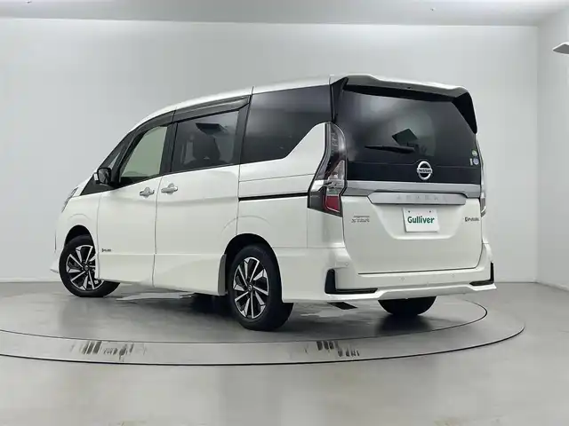 日産 セレナ e－パワー ハイウェイスター V 埼玉県 2020(令2)年 2万km ブリリアントホワイトパール 純正ナビ/全方位カメラ/ETC/前後ドライブレコーダー/プロパイロット/ブラインドスポットモニター/車線逸脱警報/標識認識機能/駐車支援システム/電子パーキングシステム/オートブレーキホールド/ウィンカーミラー/フロントフォグランプ/プッシュスタート/ステアリングリモコン/ロールサンシェード/両側パワースライドドア/純正フロアマット/純正ドアバイザー/純正16インチアルミホイール