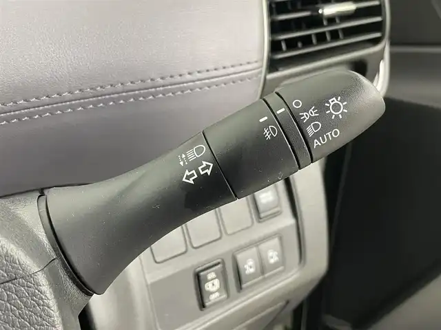 日産 セレナ e－パワー ハイウェイスター V 埼玉県 2020(令2)年 2万km ブリリアントホワイトパール 純正ナビ/全方位カメラ/ETC/前後ドライブレコーダー/プロパイロット/ブラインドスポットモニター/車線逸脱警報/標識認識機能/駐車支援システム/電子パーキングシステム/オートブレーキホールド/ウィンカーミラー/フロントフォグランプ/プッシュスタート/ステアリングリモコン/ロールサンシェード/両側パワースライドドア/純正フロアマット/純正ドアバイザー/純正16インチアルミホイール