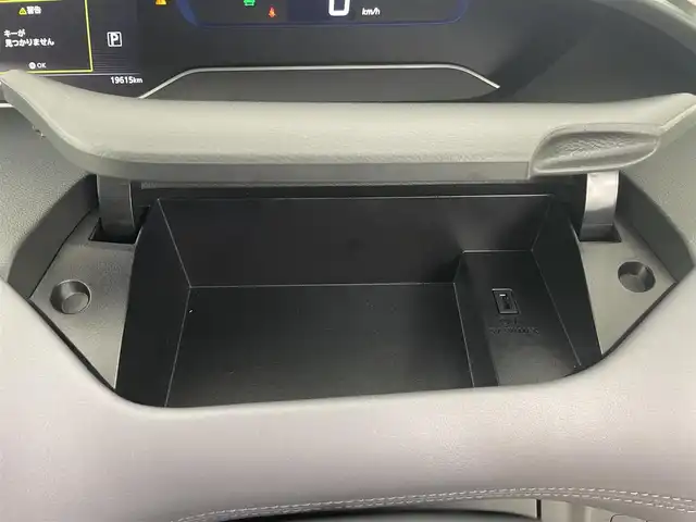 日産 セレナ e－パワー ハイウェイスター V 埼玉県 2020(令2)年 2万km ブリリアントホワイトパール 純正ナビ/全方位カメラ/ETC/前後ドライブレコーダー/プロパイロット/ブラインドスポットモニター/車線逸脱警報/標識認識機能/駐車支援システム/電子パーキングシステム/オートブレーキホールド/ウィンカーミラー/フロントフォグランプ/プッシュスタート/ステアリングリモコン/ロールサンシェード/両側パワースライドドア/純正フロアマット/純正ドアバイザー/純正16インチアルミホイール
