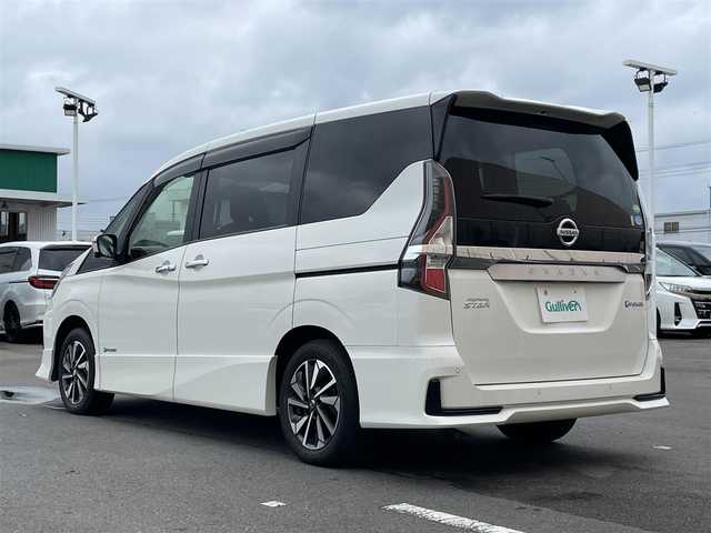 日産 セレナ e－パワー ハイウェイスター V 東京都 2020(令2)年 2万km ブリリアントホワイトパール 純正ナビ/全方位カメラ/ETC2.0/前後ドライブレコーダー/プロパイロット/ブラインドスポットモニター/車線逸脱警報/標識認識機能/駐車支援システム/電子パーキングシステム/オートブレーキホールド/ウィンカーミラー/フロントフォグランプ/プッシュスタート/ステアリングリモコン/ロールサンシェード/両側パワースライドドア/純正フロアマット/純正ドアバイザー/純正16インチアルミホイール