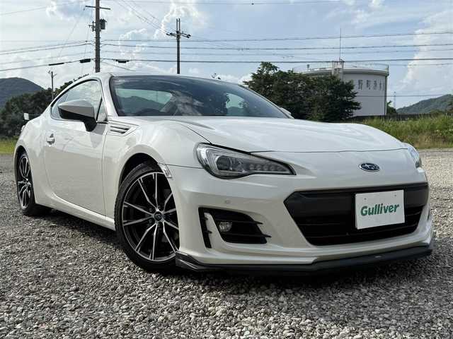 スバル ＢＲＺ S 兵庫県 2017(平29)年 5.6万km クリスタルホワイトP STIFエアロ/トランクスポイラー/ブリッツ車高調/純正ナビ/バックモニター/フルセグTV/純正アルミホイール/LEDヘッドライト/クリアランスソナー/ハーフレザーシート/スマートキー/プッシュスタート/革巻きステアリング