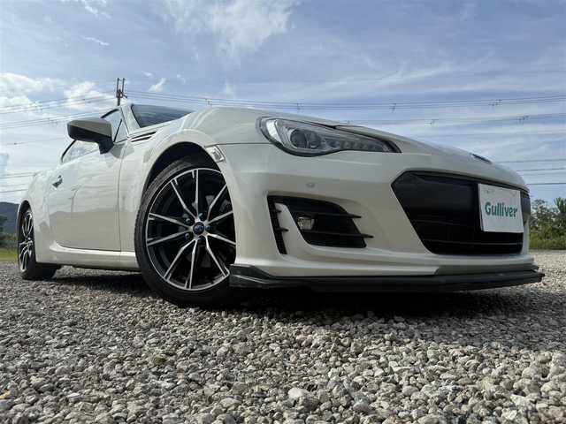 スバル ＢＲＺ S 兵庫県 2017(平29)年 5.6万km クリスタルホワイトP STIFエアロ/トランクスポイラー/ブリッツ車高調/純正ナビ/バックモニター/フルセグTV/純正アルミホイール/LEDヘッドライト/クリアランスソナー/ハーフレザーシート/スマートキー/プッシュスタート/革巻きステアリング