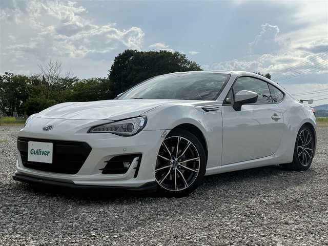 スバル ＢＲＺ S 兵庫県 2017(平29)年 5.6万km クリスタルホワイトP STIFエアロ/トランクスポイラー/ブリッツ車高調/純正ナビ/バックモニター/フルセグTV/純正アルミホイール/LEDヘッドライト/クリアランスソナー/ハーフレザーシート/スマートキー/プッシュスタート/革巻きステアリング