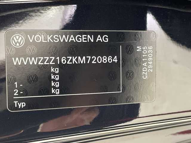 フォルクスワーゲン ザ・ビートル Rラインマイスター 岐阜県 2019(令1)年 6.6万km 黒 7インチナビ/　(TV/CD/DVD/Bluetooth/SD/USB/VTR/iPod)/革巻きステアリング/ステアリングリモコン/パドルシフト/HIDヘッドライト/オートライト/ヘッドライトレベライザー/黒革シート/シートヒーター(D/N席)/防眩ミラー/リアトラフィック/ブラインドスポットビューモニター/コーナーセンサー/スマートキー/プッシュスタート/スペアキー
