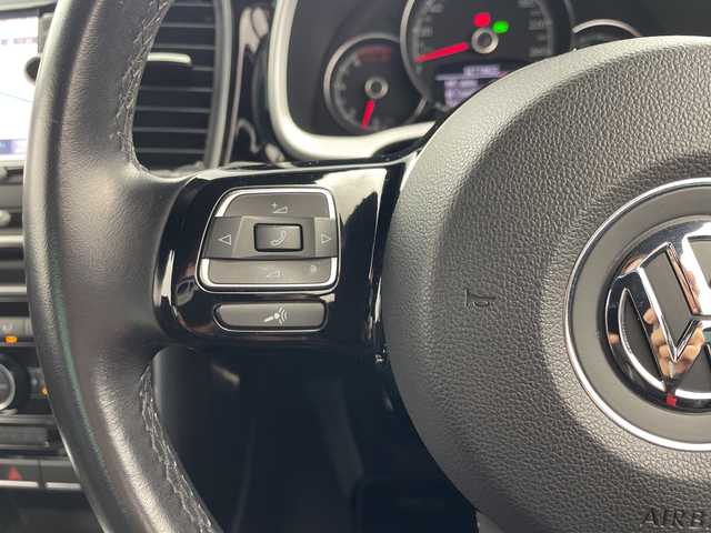 フォルクスワーゲン ザ・ビートル Rラインマイスター 岐阜県 2019(令1)年 6.6万km 黒 7インチナビ/　(TV/CD/DVD/Bluetooth/SD/USB/VTR/iPod)/革巻きステアリング/ステアリングリモコン/パドルシフト/HIDヘッドライト/オートライト/ヘッドライトレベライザー/黒革シート/シートヒーター(D/N席)/防眩ミラー/リアトラフィック/ブラインドスポットビューモニター/コーナーセンサー/スマートキー/プッシュスタート/スペアキー