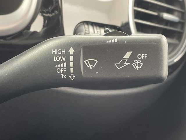 フォルクスワーゲン ザ・ビートル Rラインマイスター 岐阜県 2019(令1)年 6.6万km 黒 7インチナビ/　(TV/CD/DVD/Bluetooth/SD/USB/VTR/iPod)/革巻きステアリング/ステアリングリモコン/パドルシフト/HIDヘッドライト/オートライト/ヘッドライトレベライザー/黒革シート/シートヒーター(D/N席)/防眩ミラー/リアトラフィック/ブラインドスポットビューモニター/コーナーセンサー/スマートキー/プッシュスタート/スペアキー