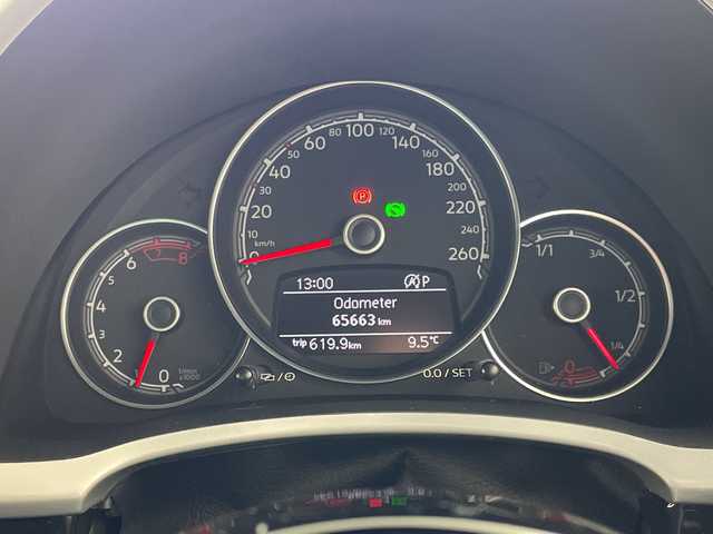 フォルクスワーゲン ザ・ビートル Rラインマイスター 岐阜県 2019(令1)年 6.6万km 黒 7インチナビ/　(TV/CD/DVD/Bluetooth/SD/USB/VTR/iPod)/革巻きステアリング/ステアリングリモコン/パドルシフト/HIDヘッドライト/オートライト/ヘッドライトレベライザー/黒革シート/シートヒーター(D/N席)/防眩ミラー/リアトラフィック/ブラインドスポットビューモニター/コーナーセンサー/スマートキー/プッシュスタート/スペアキー