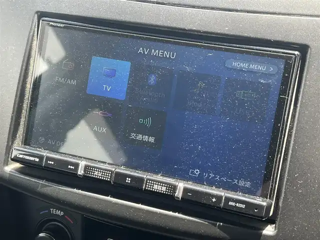 スズキ スイフト スポーツ 秋田県 2015(平27)年 9.7万km スノーホワイトパール 社外ナビ/フルセグ/LEDヘッドライト/社外アルミ/スマートキー/プッシュスタート/クルーズコントロール/社外フロアマット/純正ドアバイザー/ETC/オートライト/オートエアコン/パワーステアリング/パワーウィンドウ/横滑り防止/盗難防止装置/電動格納ウィンカーミラー/保証書/取扱説明書/記録簿