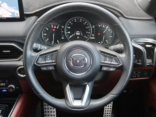 マツダ ＣＸ－８ XD エクスクルーシブモード 石川県 2021(令3)年 2.6万km ジェットブラックマイカ ワンオーナー/スマートキー/プッシュスタート/ステアリングリモコン/純正メモリナビゲーション/フルセグテレビ/バックカメラ/クルーズコントロール/サンルーフ/メモリフロント電動シート/全席シートヒーター/フロントシートベンチレーション/ステアリングヒーター/ETC/全方位カメラ/前後ドライブレコーダー/ヘッドアップディスプレイ/パワートランクゲート/コーナーソナー