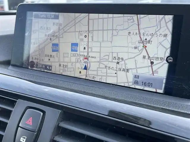 ＢＭＷ ３２０ｉ ラグジュアリー 滋賀県 2015(平27)年 4.1万km アルピンホワイトⅢ レザーシート(ブラウン)/シートヒーター(D/N席)/パワーシート(D/N席)/純正ナビ/CD/DVD/BT/USB/Bカメラ/ドライビングアシスト/ACC/LKA/ルームミラーETC/純正17インチAW/純正フロアマット/スペアキー1本