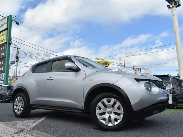 日産 ジューク 15RS タイプV 神奈川県 2012(平24)年 2万km ブリリアントシルバー 純正7インチワイドナビ/：ワンセグTV/：CD再生/：バックカメラ/マフラーカッター/純正フロアマット/：ドアバイザー/プライバシーガラス