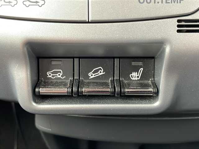 スズキ ハスラー G 岩手県 2014(平26)年 8.4万km パッションオレンジマイカ/スペリアホワイト レーダーブレーキＳ　ナビ　フルセグ　ＤＶＤ再生　シートヒーター　ＥＴＣ　ツィーター　オフロードモード　ヒルディセントコントロール　積込冬タイヤ付ＡＷ　純正マット　ヒーター付電格ミラー　スマートキー