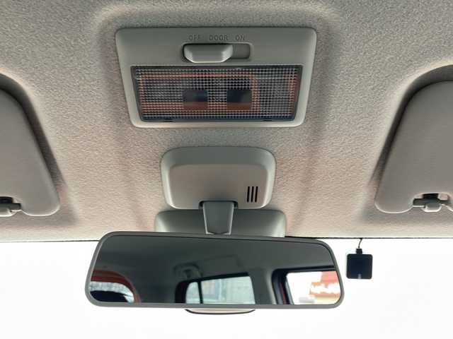 スズキ ハスラー G 岩手県 2014(平26)年 8.4万km パッションオレンジマイカ/スペリアホワイト レーダーブレーキＳ　ナビ　フルセグ　ＤＶＤ再生　シートヒーター　ＥＴＣ　ツィーター　オフロードモード　ヒルディセントコントロール　積込冬タイヤ付ＡＷ　純正マット　ヒーター付電格ミラー　スマートキー