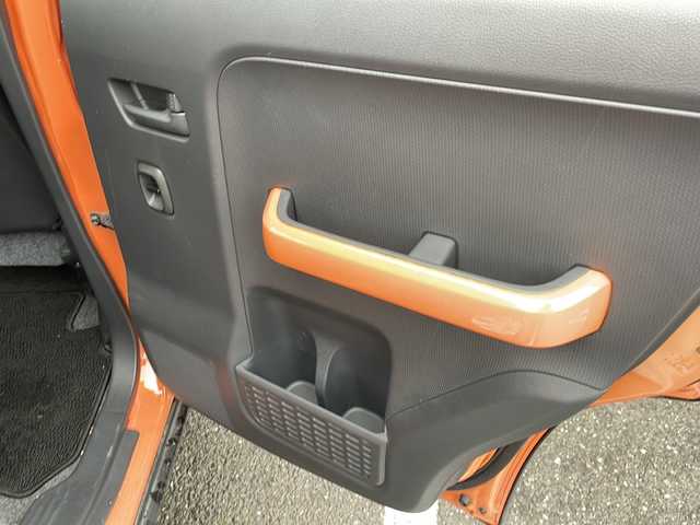 スズキ ハスラー G 岩手県 2014(平26)年 8.4万km パッションオレンジマイカ/スペリアホワイト レーダーブレーキＳ　ナビ　フルセグ　ＤＶＤ再生　シートヒーター　ＥＴＣ　ツィーター　オフロードモード　ヒルディセントコントロール　積込冬タイヤ付ＡＷ　純正マット　ヒーター付電格ミラー　スマートキー